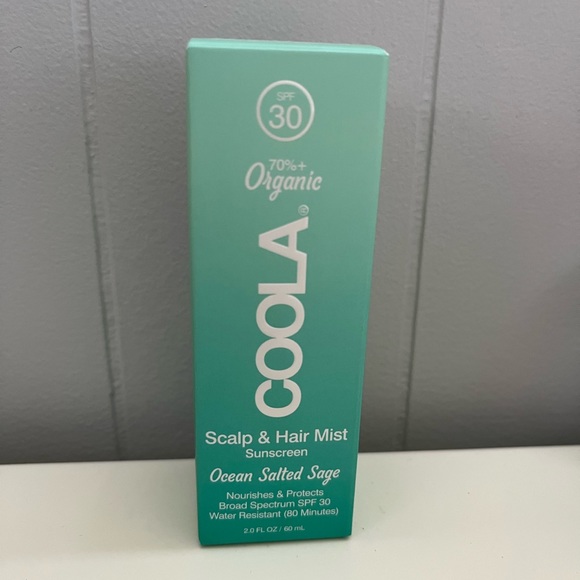 Coola Scalp & Hair Mist Sunscreen SPF 30 - Picture 3 of 4
